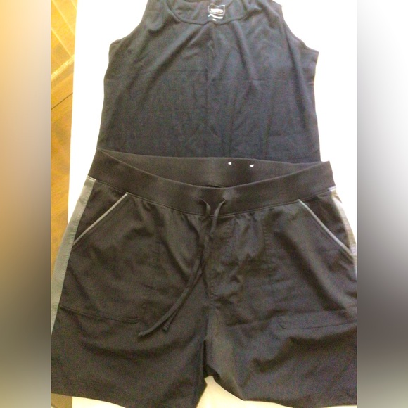 Plus Shorts and Tank Active Set - Picture 1 of 1